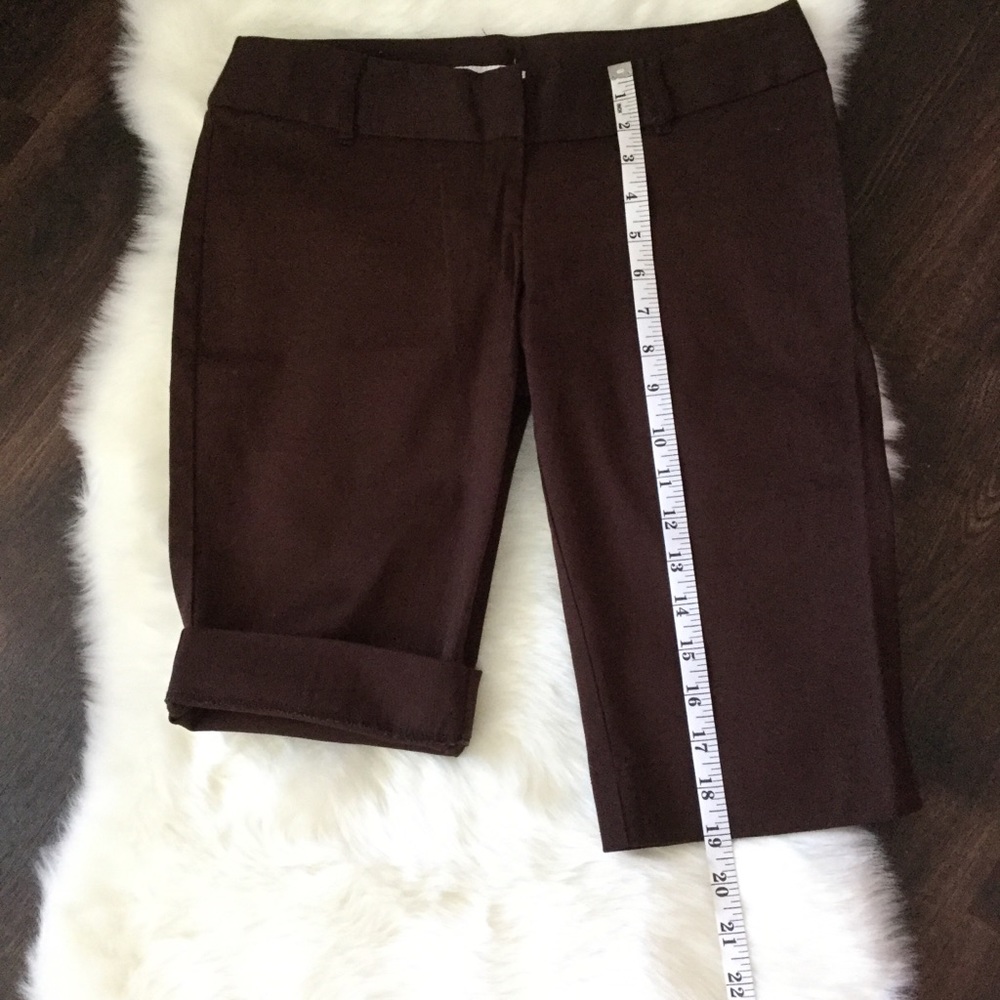 Brown bermudas - Picture 6 of 8
